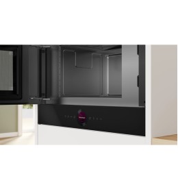 Микроволновая печь Bosch BFL9221B1